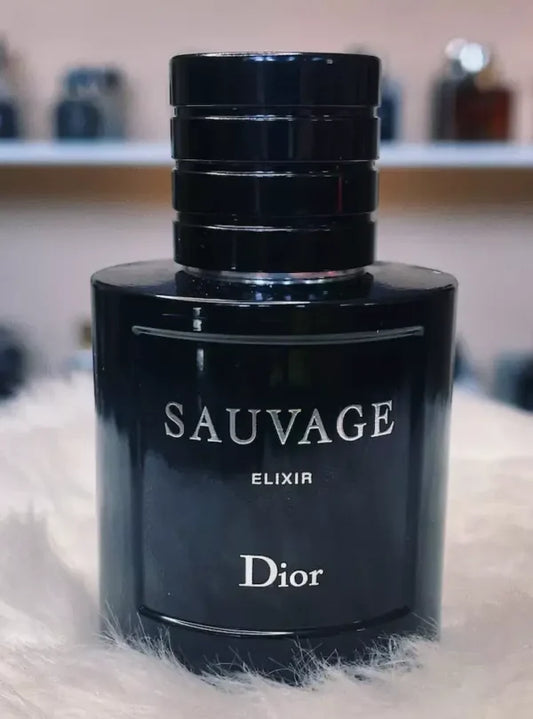 🖤 SAUVAGE ELIXIR – LA ESENCIA DE LA INTENSIDAD 🔥 60 ML + Perfumerito Recargable + Estuche de Lujo